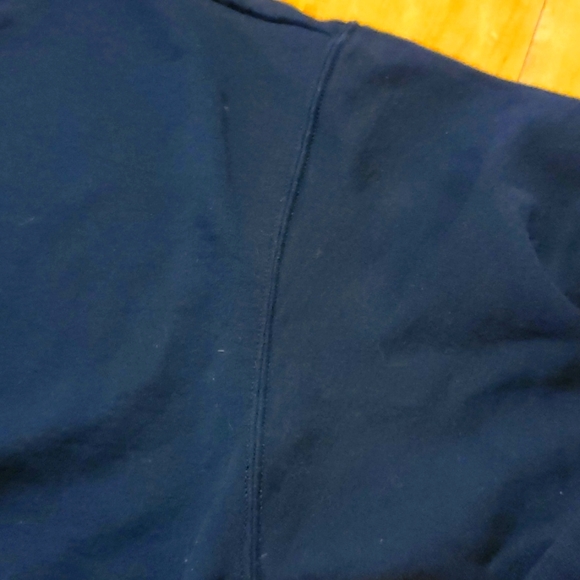 ❤️💚 Christmas Black Tangled Reindeer crewneck sweatshirt ❤️💚 1 Small left!! - Picture 5 of 10